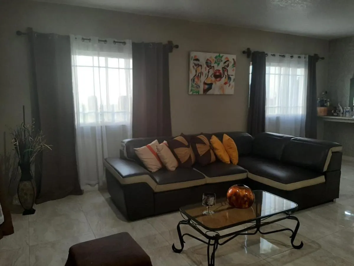 Hill View Vacational Rental Runaway Bay Bed & Breakfast