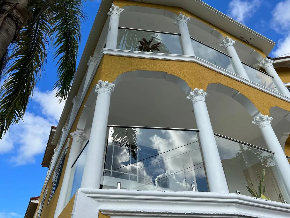 Hill View Vacational Rental Runaway Bay